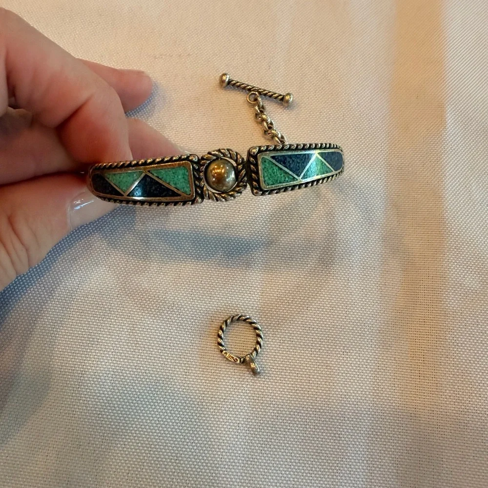Vintage Southwestern Sterling Chip Inlay Small Navajo Style Toggle Bracelet